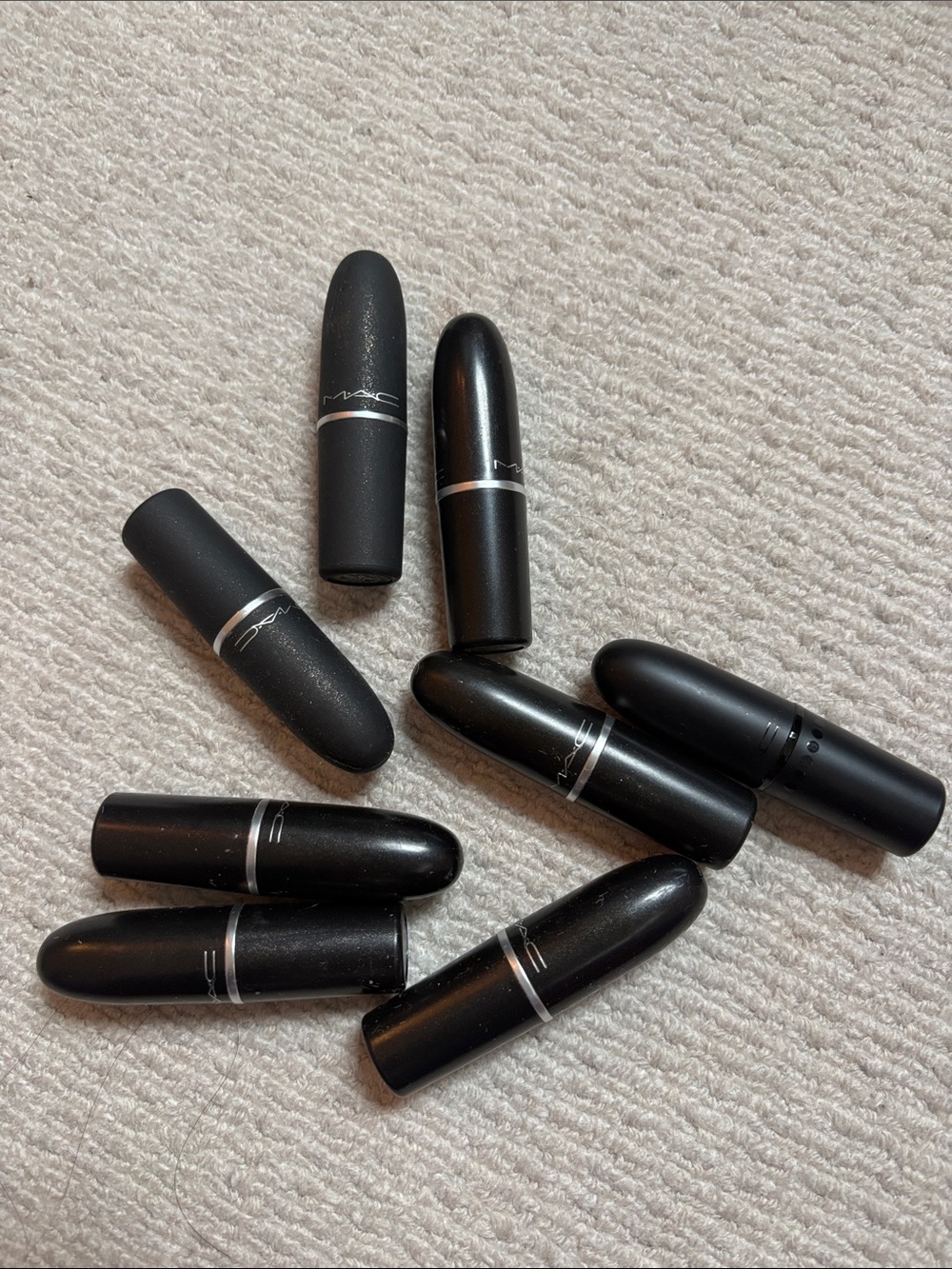 Bundle of 8 MAC Nudes, Pinks, and Red Lipsticks - Picture 3 of 5